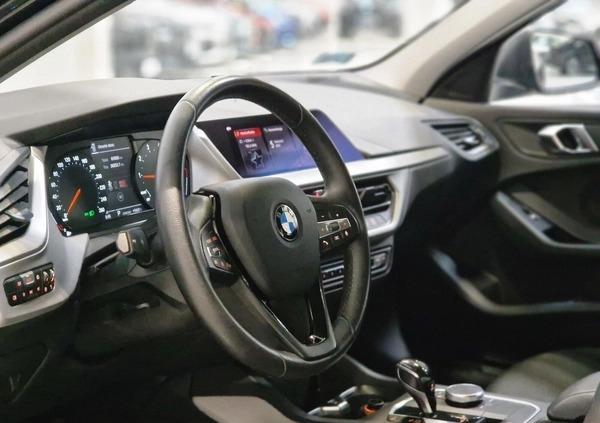 BMW Seria 1 cena 89900 przebieg: 81847, rok produkcji 2019 z Skoczów małe 154